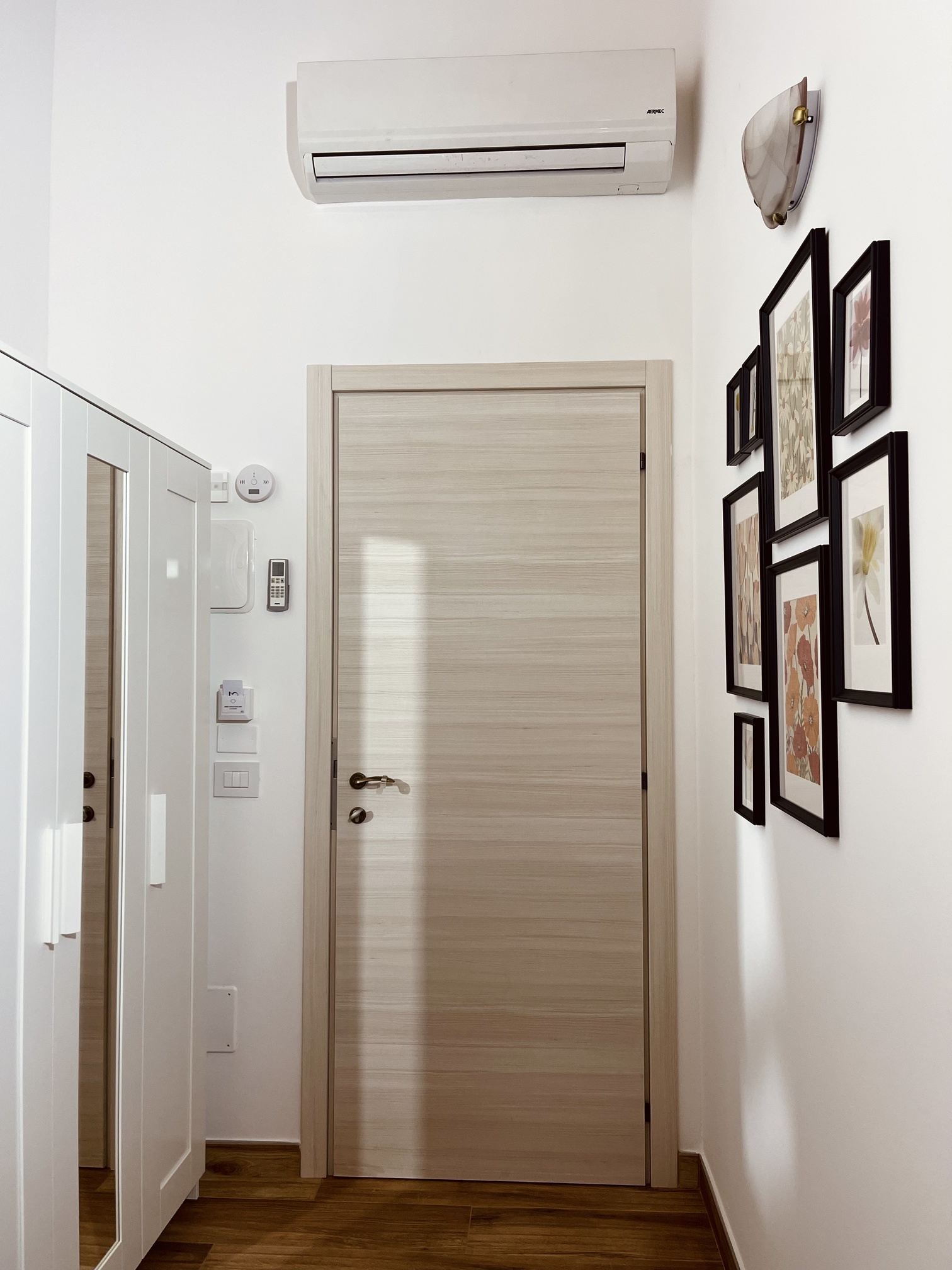 Room 3 Image 1
