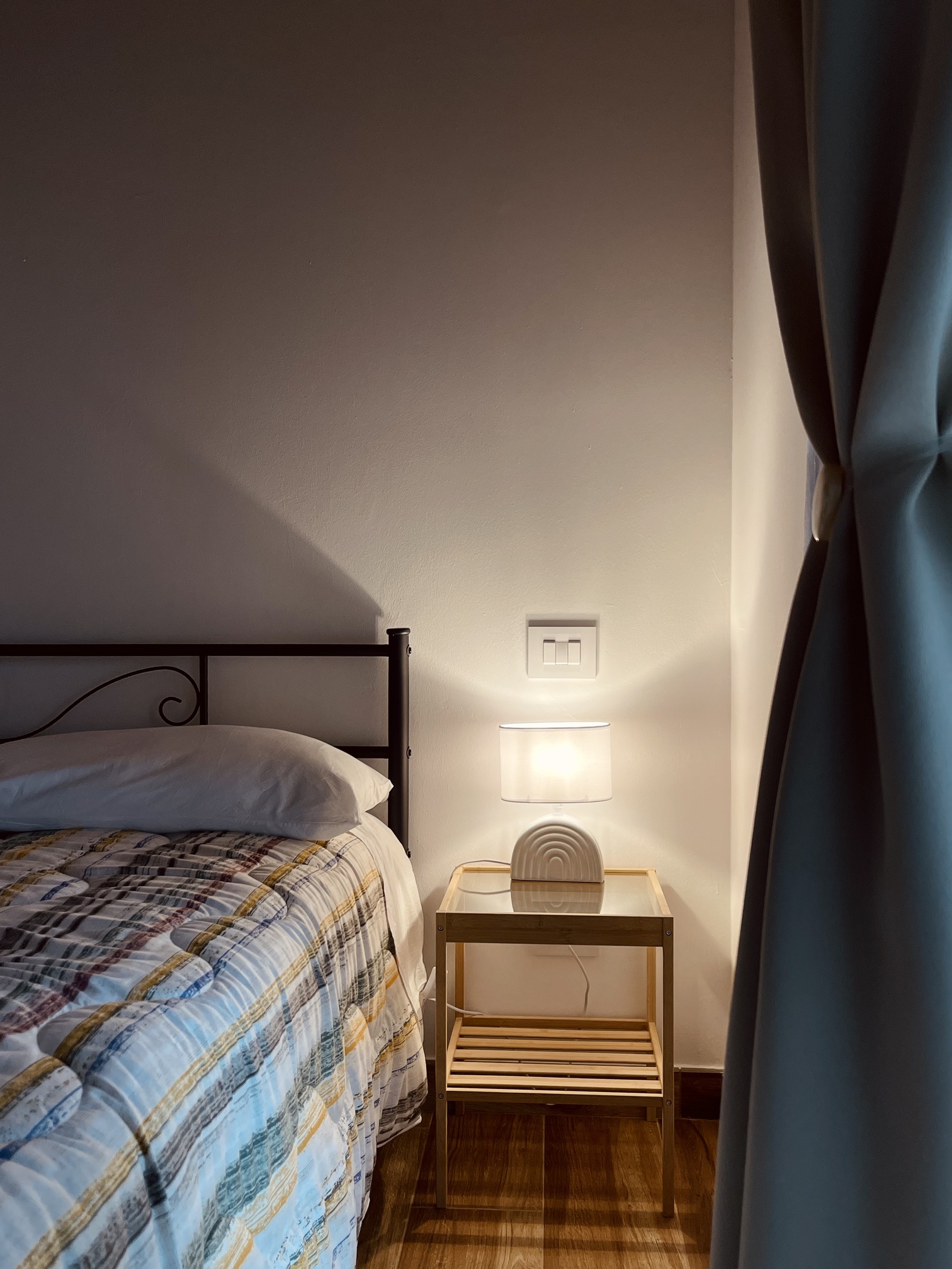 Room 4 Image 11