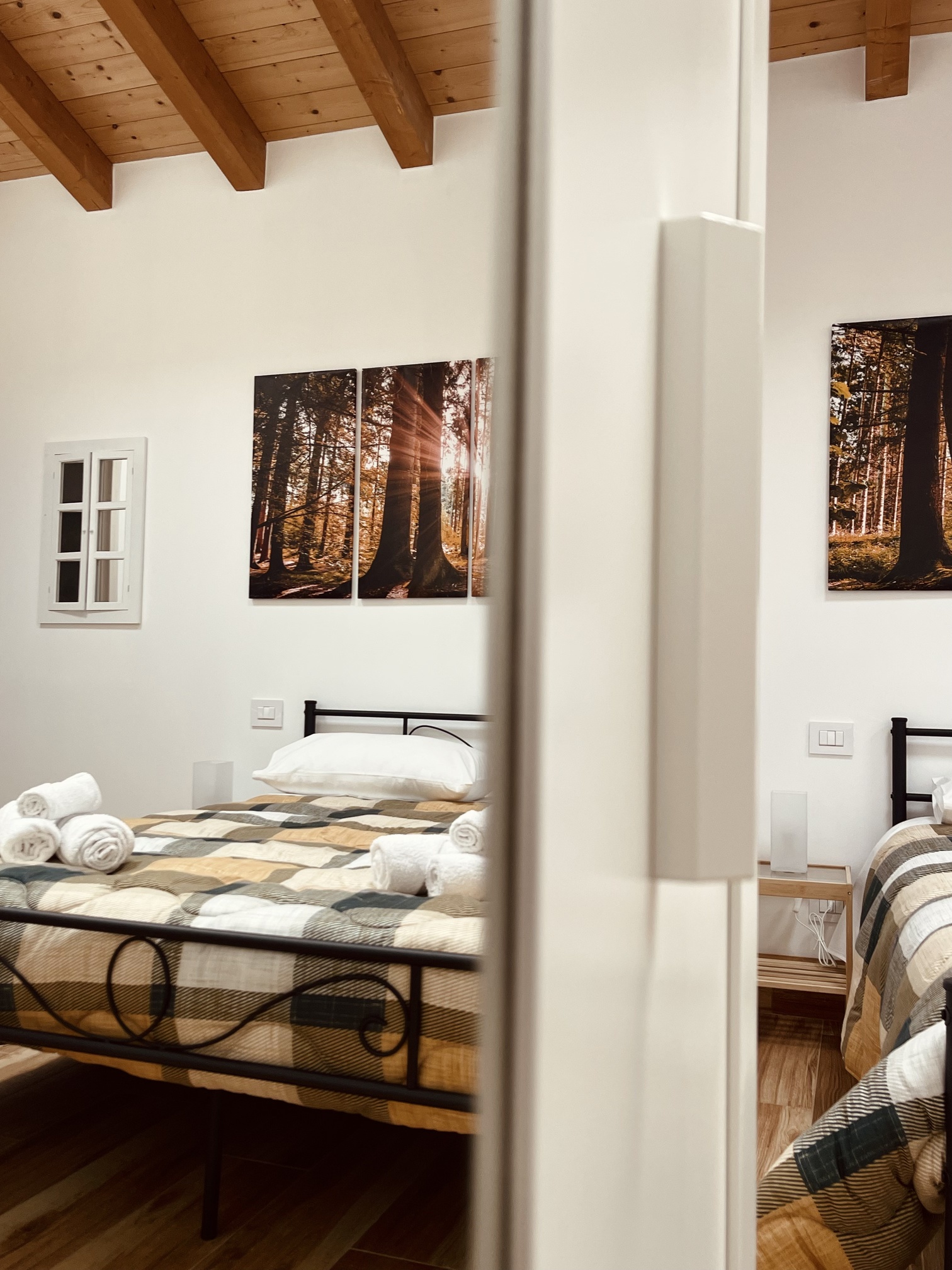 Room 5 Image 3